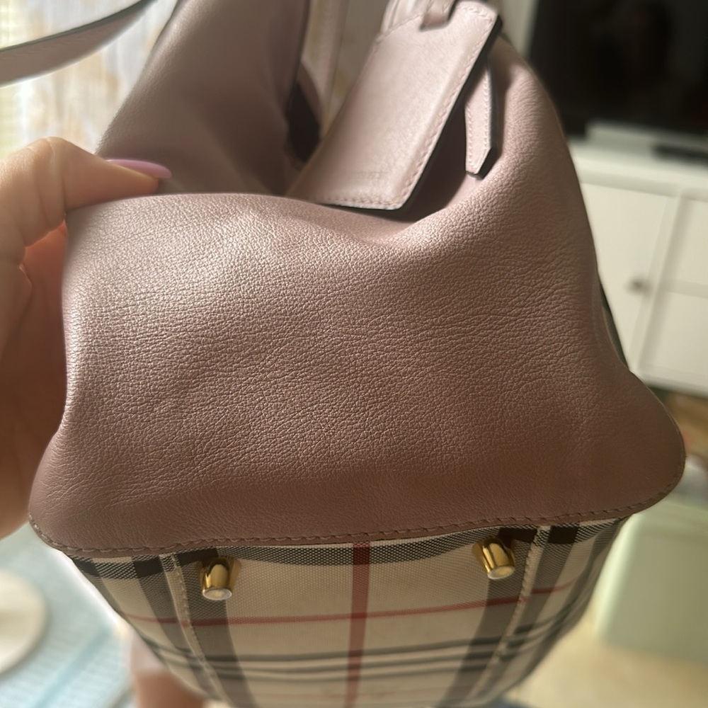 BURBERRY Lavander - Picture 7 of 9